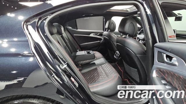 Genesis G70 2019 — Şəkil 18/35