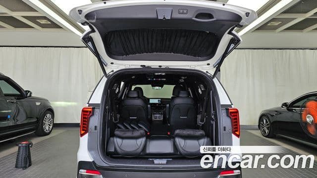 Kia Carnival 2025 — Фото 20/20