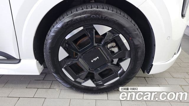Kia Carnival 2025 — Photo 23/39