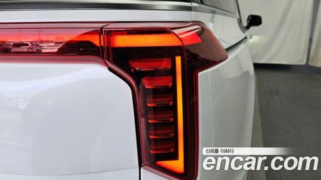 Kia Carnival 2025 — Photo 21/39