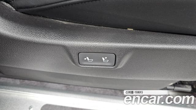 Kia Carnival 2025 — Photo 2/39