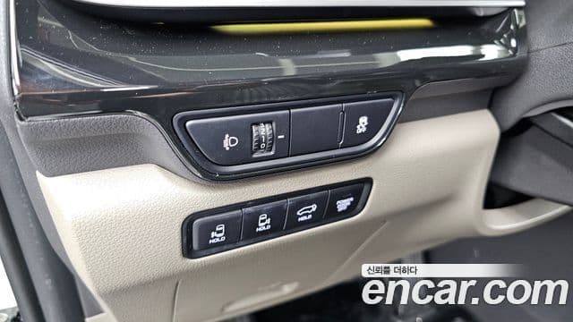 Kia Carnival 2025 — Photo 20/39