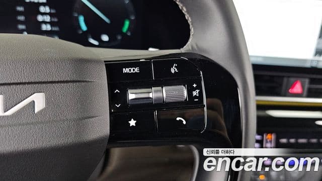 Kia Carnival 2025 — Photo 37/39