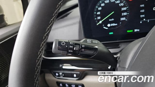 Kia Carnival 2025 — Photo 3/39