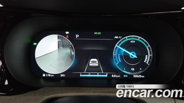 Kia K5 2023 — Фото 8/20