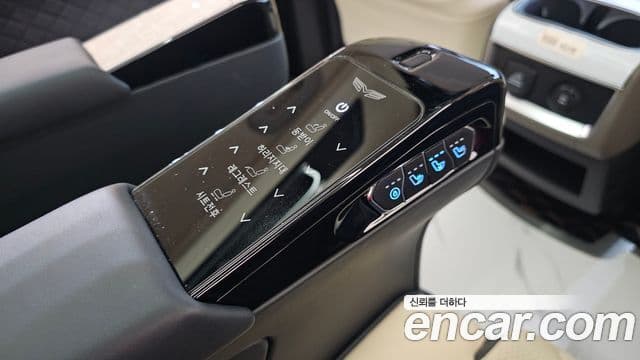 Kia Carnival 2025 — Фото 19/20