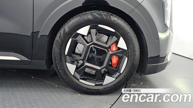Kia Carnival 2025 — ფოტო 28/31