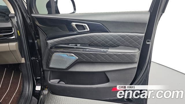 Kia Carnival 2025 — ფოტო 9/31