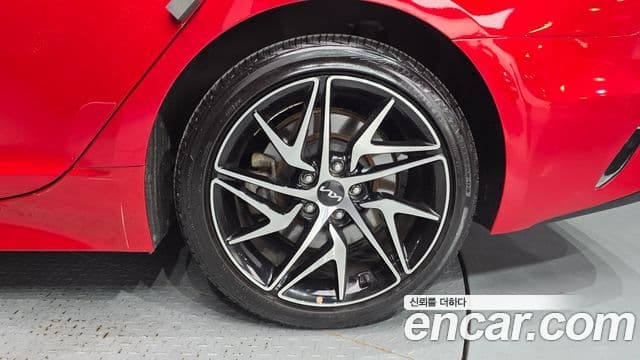 Kia Stinger Meister 2021 — Photo 5/35