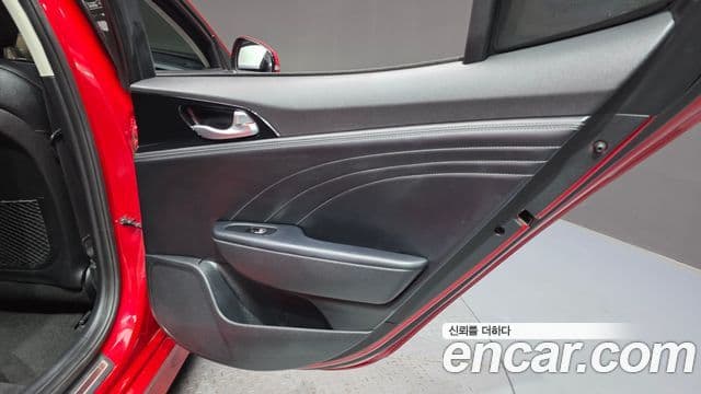 Kia Stinger Meister 2021 — Photo 2/35