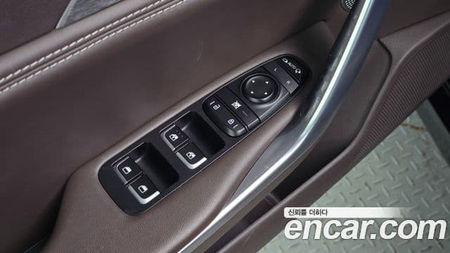 Kia Stinger 2019 — Photo 8/34