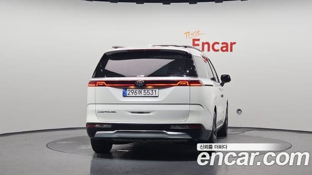 Kia Carnival 2020 — Фото 4/20