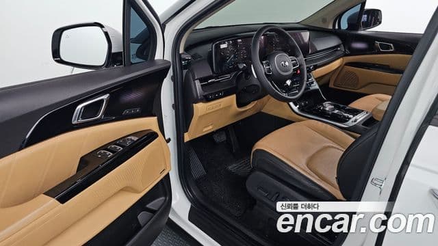 Kia Carnival 2020 — Фото 11/20