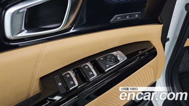 Kia Carnival 2020 — Фото 16/20