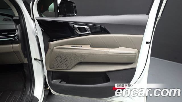 Kia Carnival 2024 — Photo 12/41