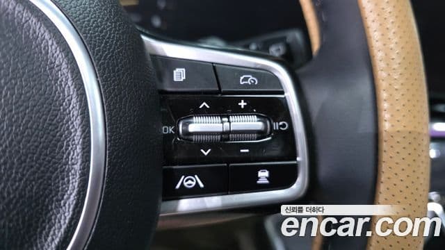Kia Carnival 2024 — Photo 30/41