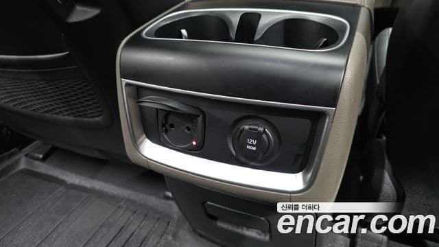 Kia Carnival 2024 — Photo 37/41