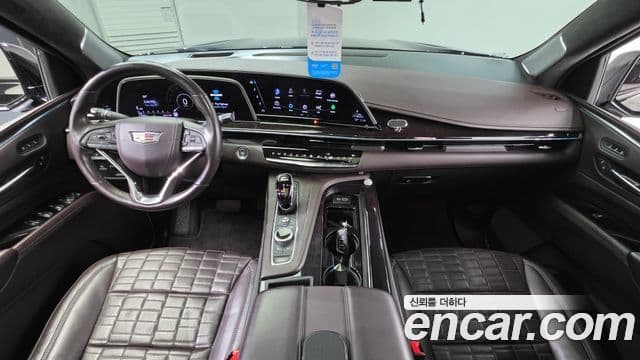 Cadillac Escalade 2023 — ფოტო 6/20