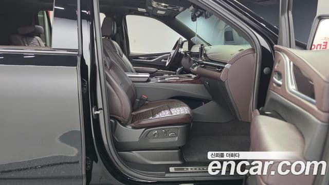 Cadillac Escalade 2023 — ფოტო 12/20