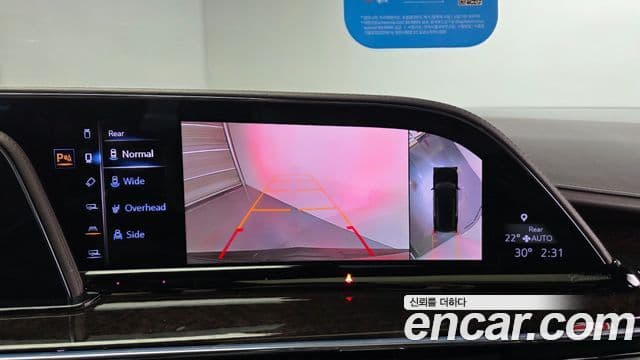 Cadillac Escalade 2023 — ფოტო 19/20