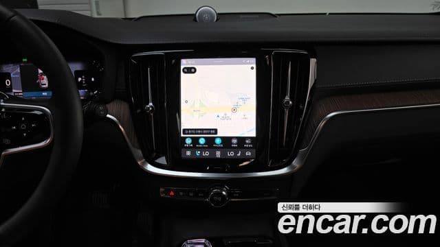 Volvo V60 Cross Country 2025 — Фото 14/20