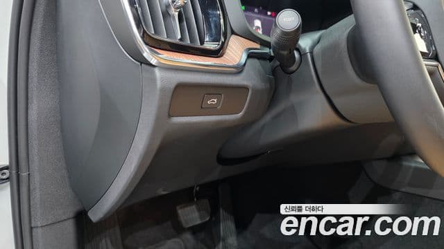 Volvo V60 Cross Country 2025 — ფოტო 17/36