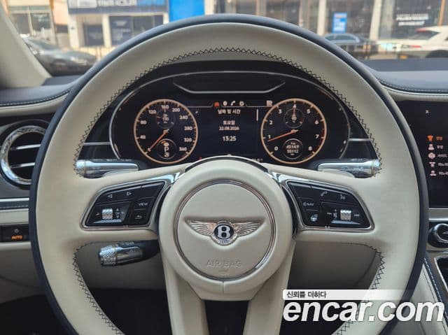 Bentley Flying Spur 2023 — Photo 10/20
