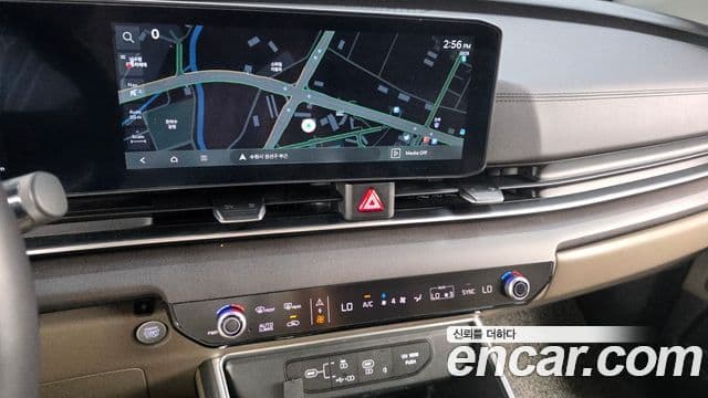 Kia Carnival 2024 — Фото 13/20
