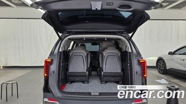Kia Carnival 2024 — Фото 20/20