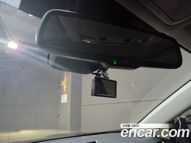 Toyota RAV4 2021 — Photo 18/18