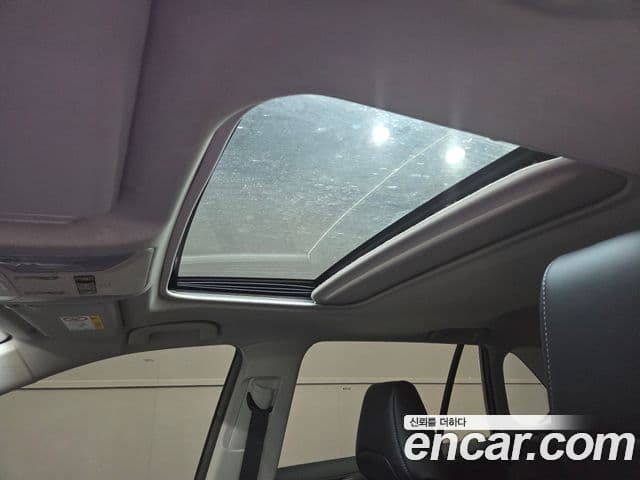 Toyota RAV4 2021 — Photo 17/18