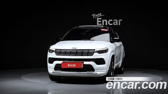 Jeep Compass 2022 — Фото 3/20