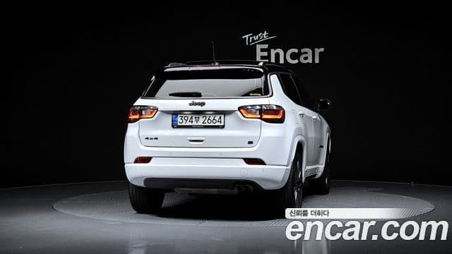 Jeep Compass 2022 — Фото 4/20