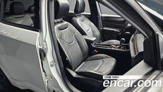 Jeep Compass 2022 — Фото 13/20