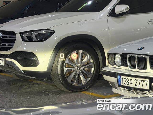 Volvo V60 Cross Country 2021 — Фото 16/19
