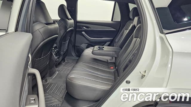 Renault Samsung Grand Koleos 2025 — Photo 9/30