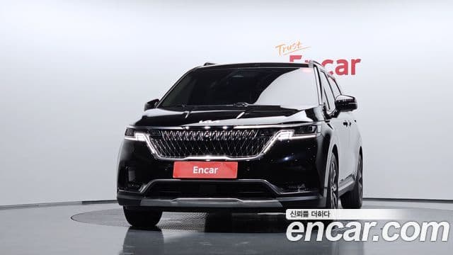 Kia Carnival 2022 — Фото 3/20