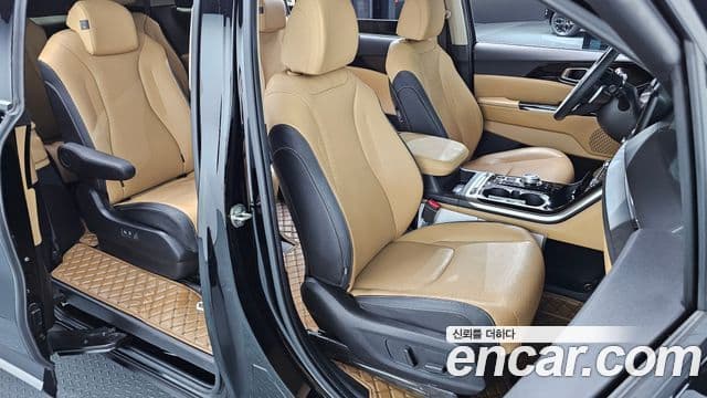 Kia Carnival 2022 — Фото 11/20