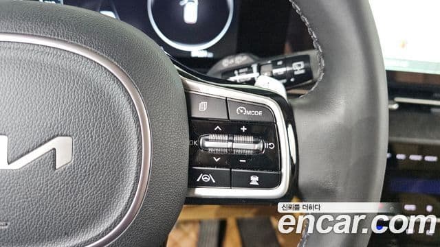 Kia Carnival 2022 — Фото 20/20