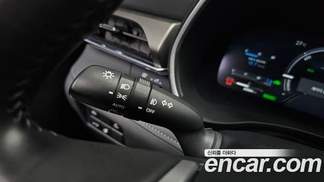 Toyota Highlander 2023 — Şəkil 6/35