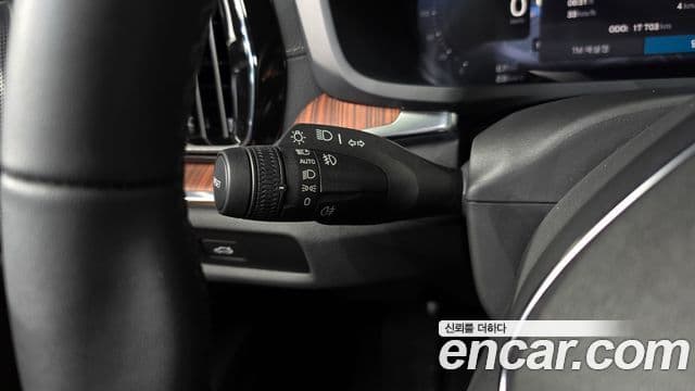 Volvo S60 2024 — ფოტო 3/32