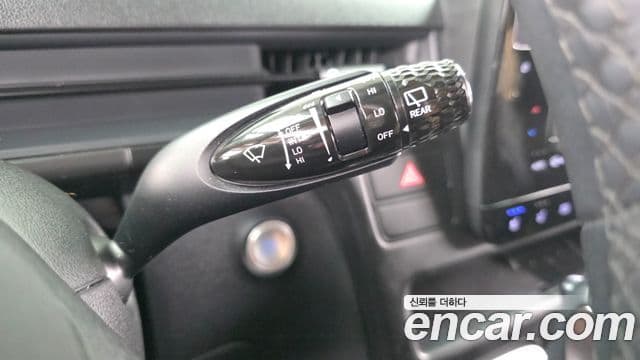 Hyundai Staria 2023 — Фото 19/20