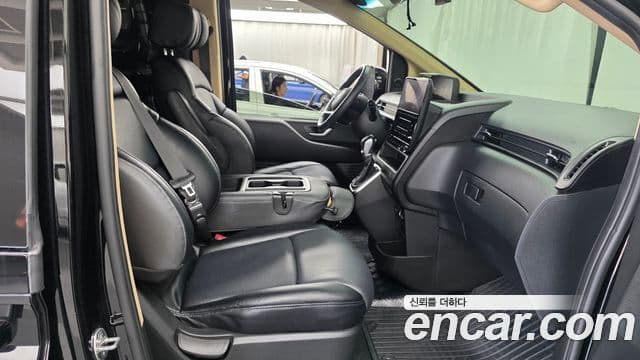 Hyundai Staria 2023 — Şəkil 5/32