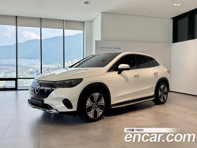 Mercedes-Benz EQE SUV 2024 — ფოტო 6/20