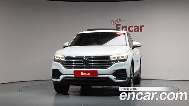 Volkswagen Touareg 2023 — Фото 3/20