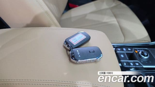 Kia Sorento 2021 — Фото 16/20