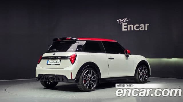Mini Cooper S 2025 — Фото 2/20