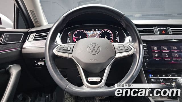 Volkswagen Passat GT 2021 — Фото 13/20
