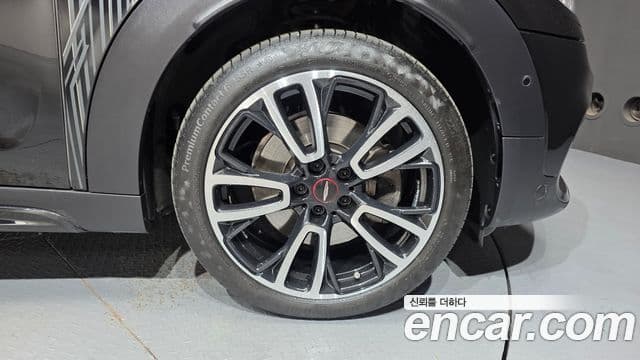 Mini Cooper S Countryman 2021 — ფოტო 41/41