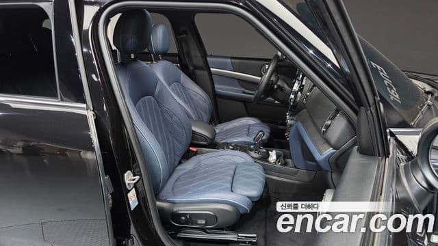 Mini Cooper S Countryman 2021 — ფოტო 2/41